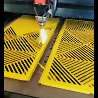 激光金屬條紋切割